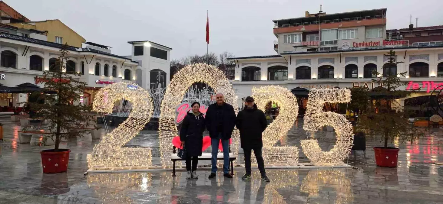 Bozüyük 100. Yıl Çarşı Meydanı, Yılbaşı için Hazır!